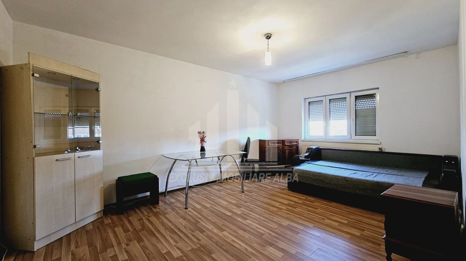 Apartament 3 camere decomandate cu garaj, Tolstoi - Poză 2