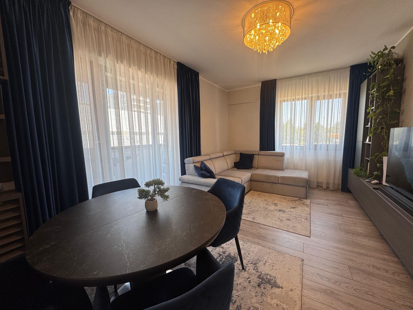 3 camere DECOMANDAT | PIPERA rond OMV +2 locuri de parcare subteran - Poză 5