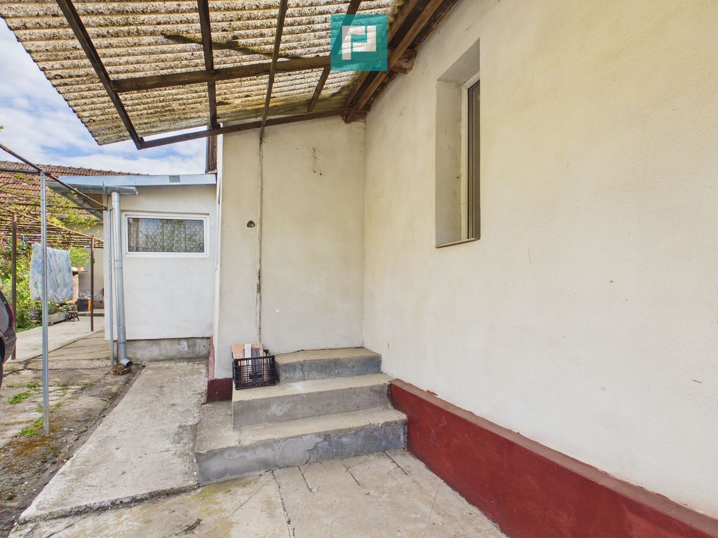 Casă cu 3 camere și teren generos în Drauț - Poză 10