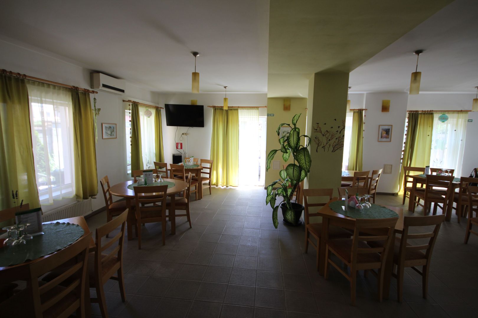 Spațiu comercial de vânzare - Poză 3