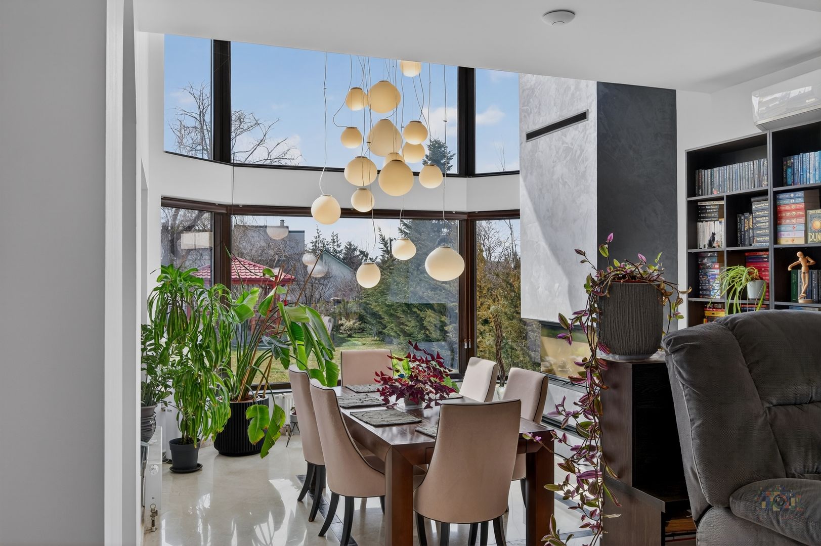 Vila cu design spectaculos, tehnologie smart & lifestyle complet - Poză 22