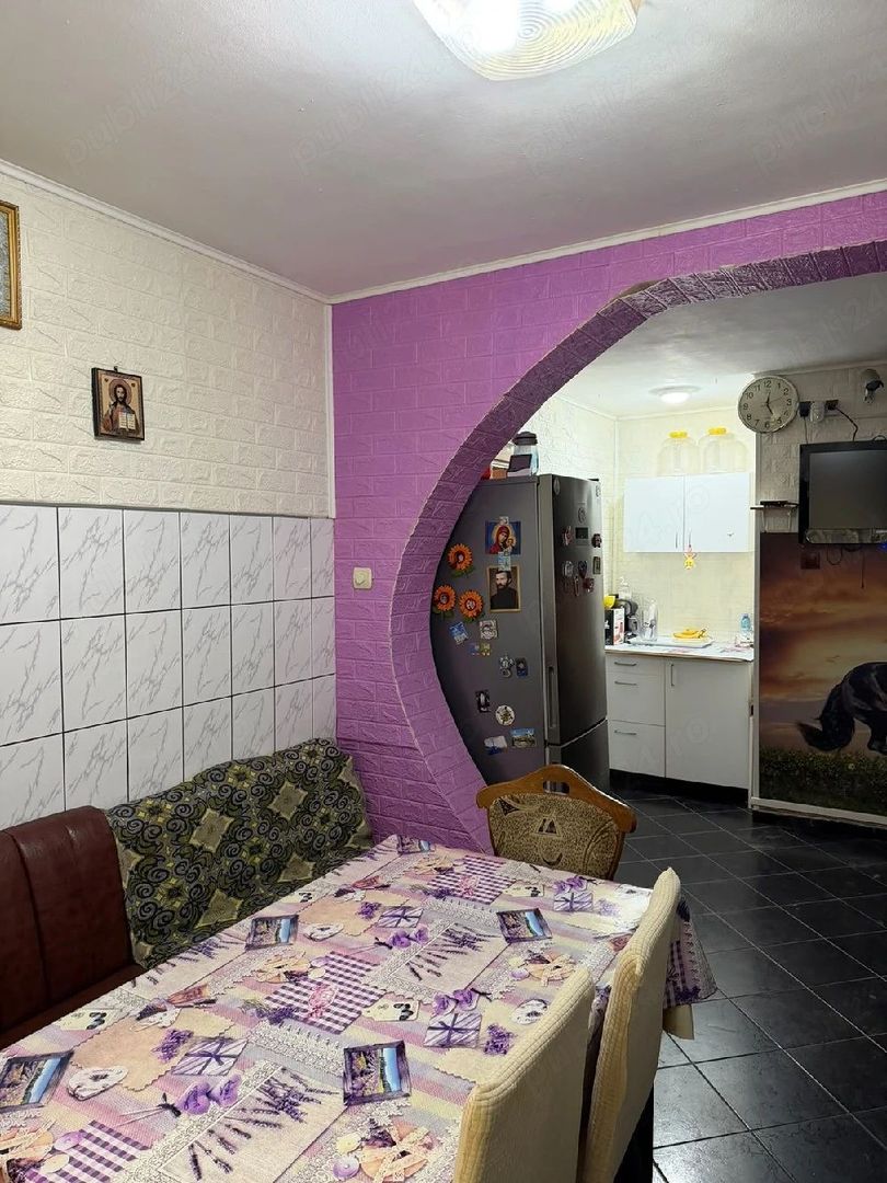 Vanzare Apartament 2 camere, 48 mp, parter, parcare, bloc reabilitat , Rahova - Poză 2