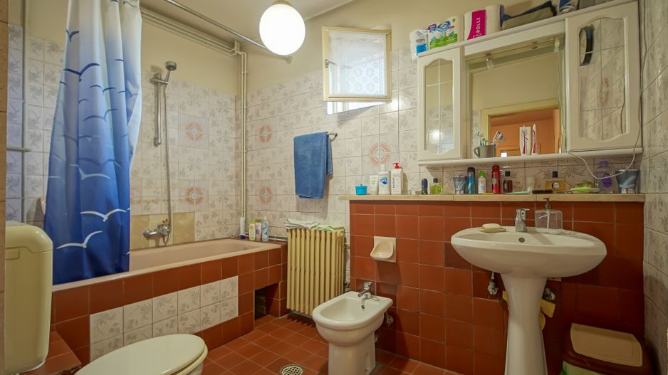 Confort de apartament, libertate de casă – 3 camere, curte și garaj - Poză 32