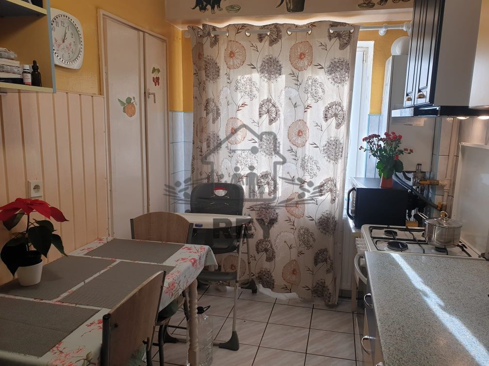 Apartament 3 camere-Valea Aurie - Poză 3