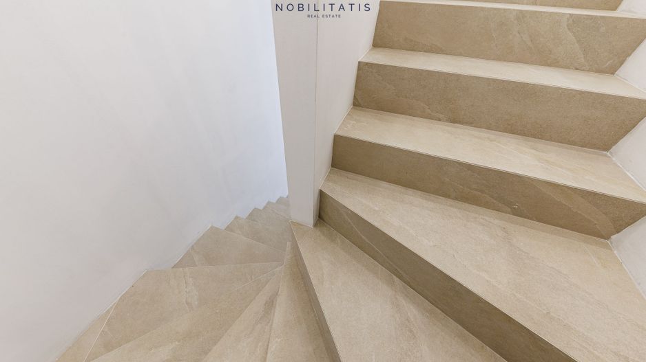 Duplex de vanzare la liziera padurii - 130 mp, 4 bai & 4 dormitoare - Poză 15