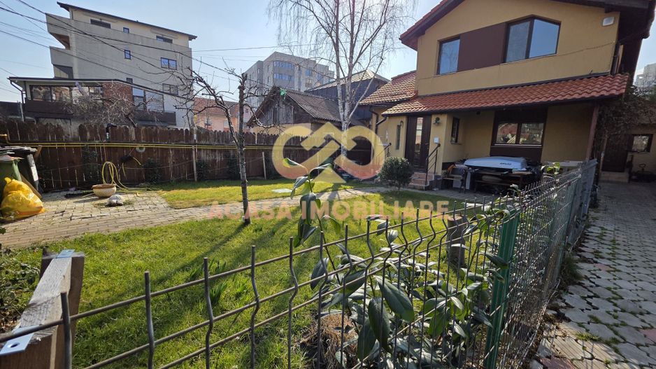 VILA BIROURI FIRMA  NEMOBILATA  ZONA  PALAS - Poză 1