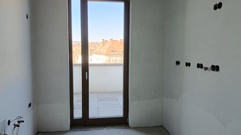 3 camere Clinicilor | terasa 30 mp| vedere spre Parcul Central | Comision 0% - Poză 6