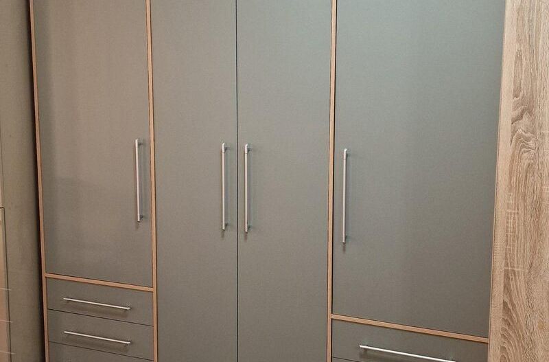 AP. 2 CAMERE CARTIERUL SOLAR, LOC PARCARE, CENTRALA, BUCATARIE INCHISA - Poză 5