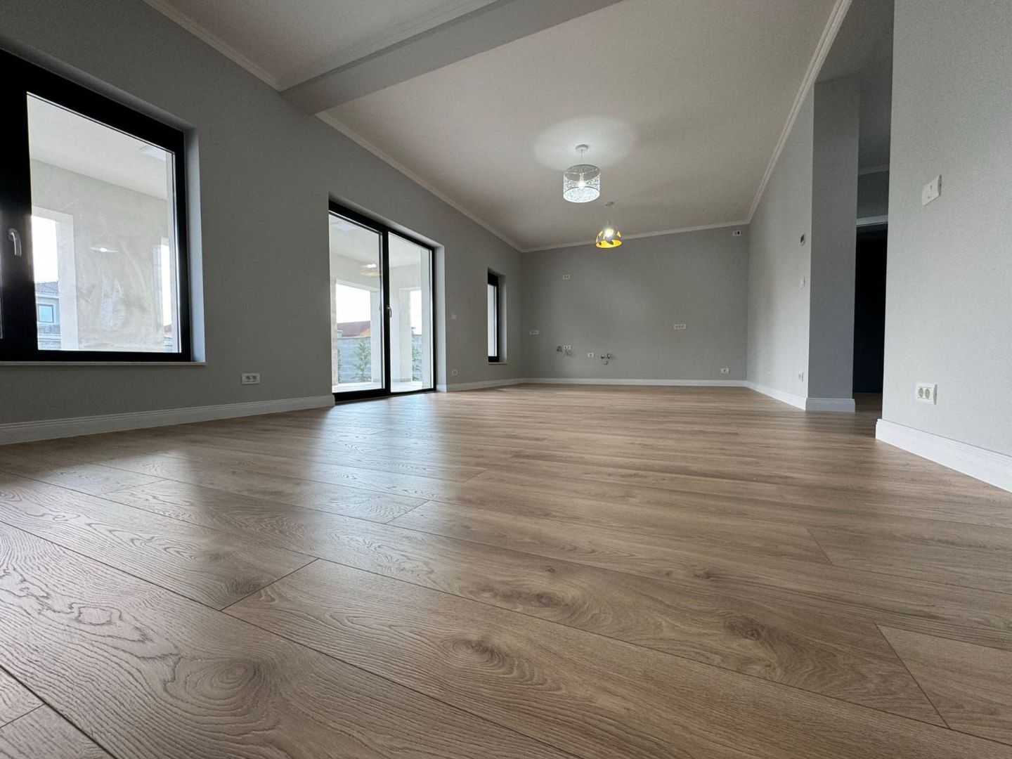 Duplex cu garaj zona Dumbravita - Pădure - Poză 9