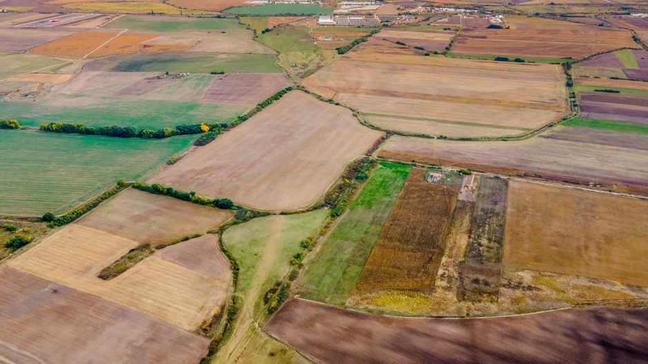 Teren arabil pe Strada Câmpurilor - Poză 4
