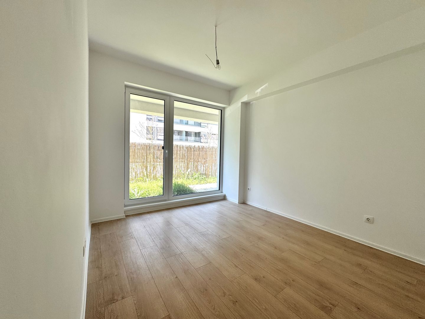 3 camere cu Gradina Proprie Sector 1 - Mall Colosseum - Poză 12