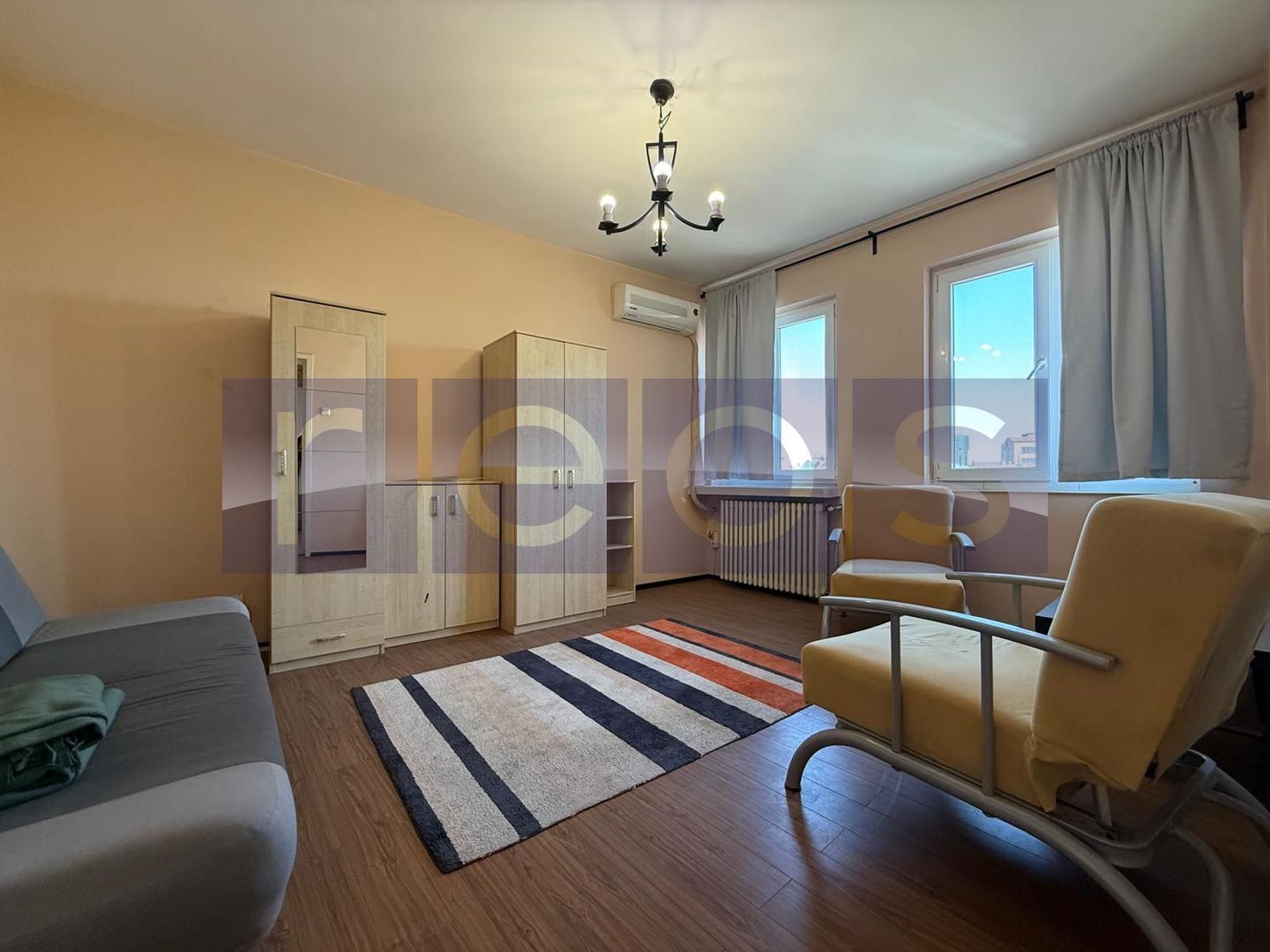Apartament de vânzare  2 camere Kogălniceanu 45 mp utili centrala - Poză 1
