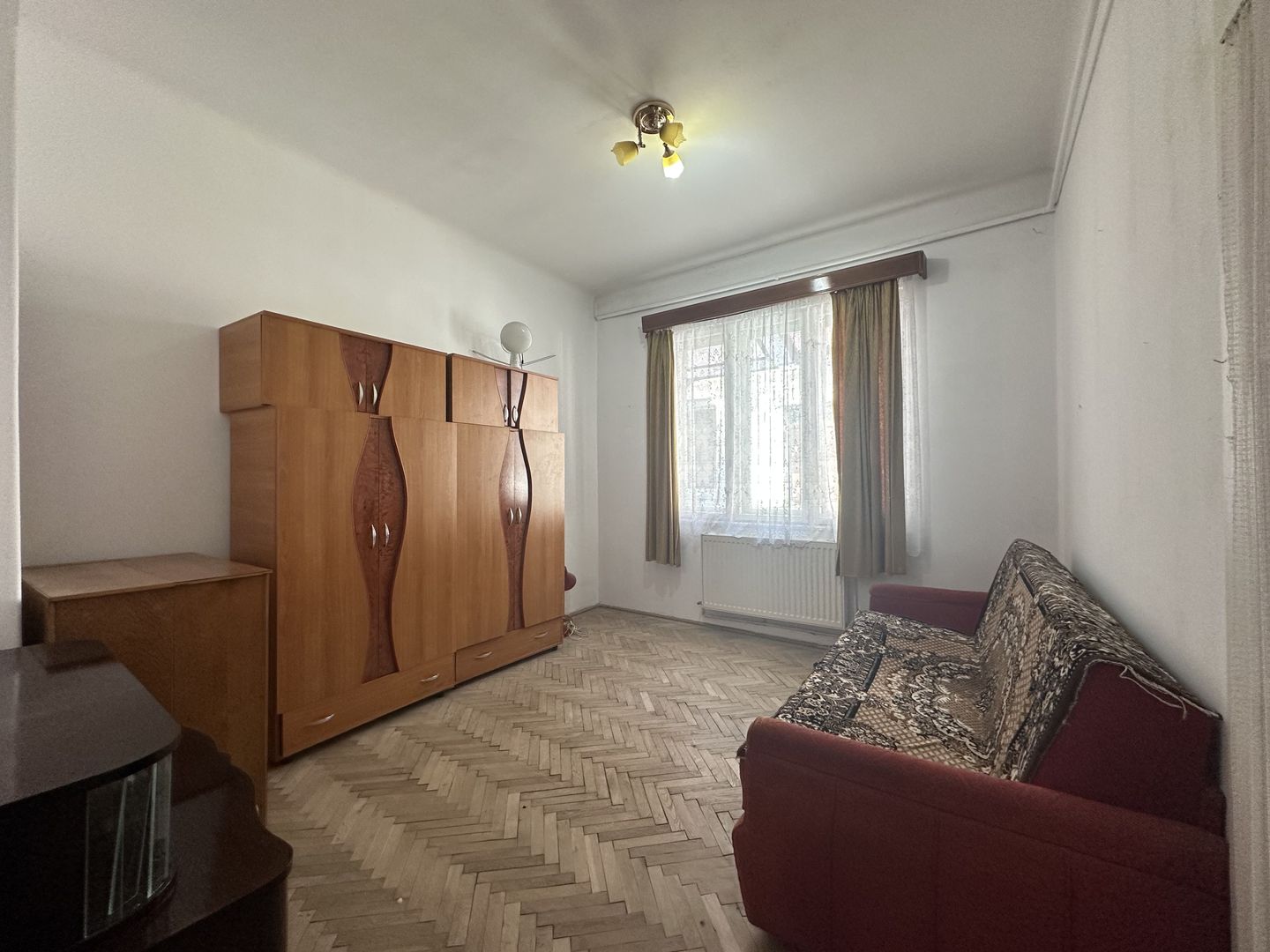 Apartament in casa spațios la doar 5-7 minute de Centrul Istoric - Poză 8