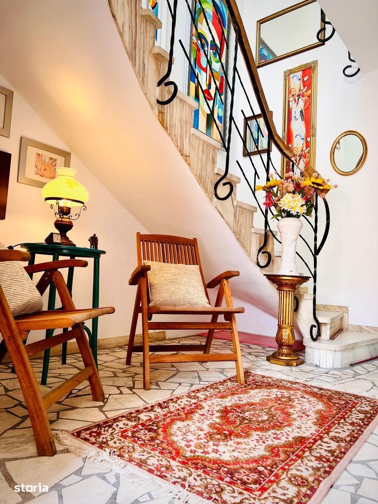 Casa tip Duplex P+1E + demisol + garaj | Zonă centrală | 432 mp teren - Poză 2