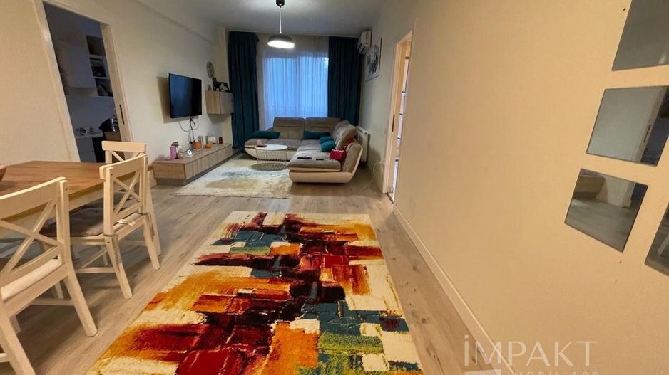 Apartament superb de vanzare cu 2 camere, zona semicentrala! Parcare! - Poză 3