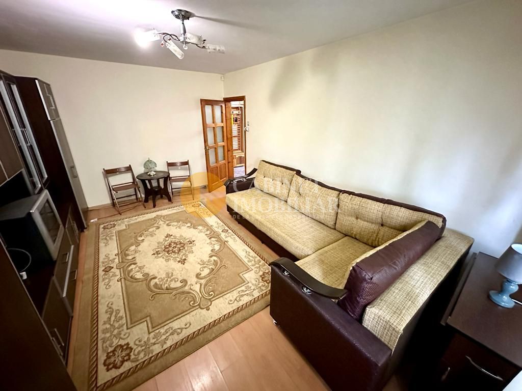 2 Camere Decomandat Prima Statie Nicolina 2 - Bloc 1984 - Poză 1