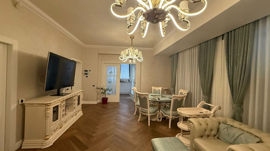 Apartament 3 Camere 150 mp + Terase | Mobilat si Utilat Premium - Poză 1