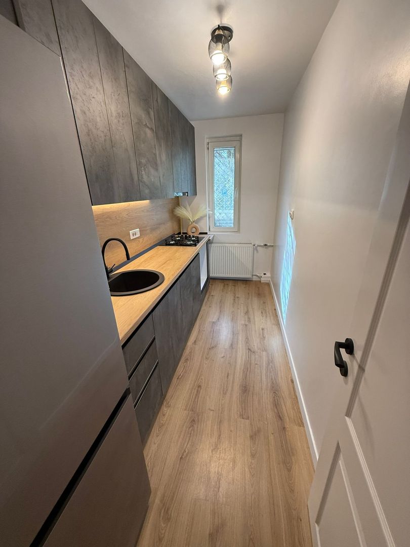 Garsoniera Renovata - Decomandata - Gorjului - Metrou 10 minute - Poză 5