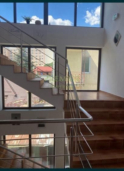 mobil stradal, pretabil clinică, școală sau spațiu de birouri,azil,after school - Poză 1