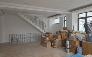 URGENT!, libera, CONSOLIDATA, birouri/comercial, 2 INTRARI, NEGOCIABIL - Poză 5