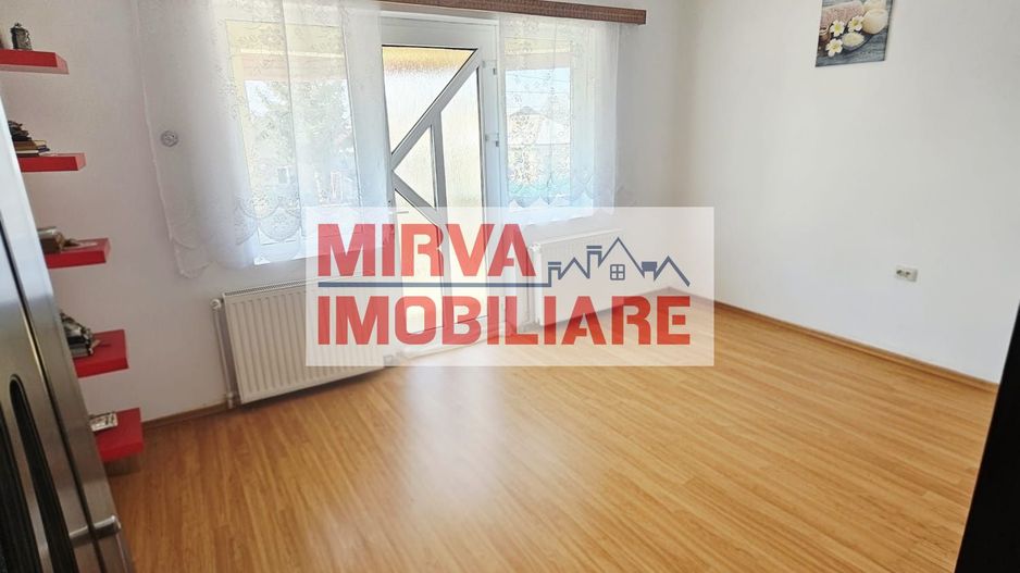 Casă 5 camere + teren generos 1700 mp – Ariceștii Rahtivani - Poză 36