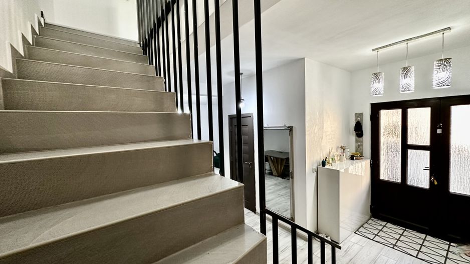 Duplex generos, 120 mp utili, modern si mobilat, in  Mosnita Veche - Poză 11