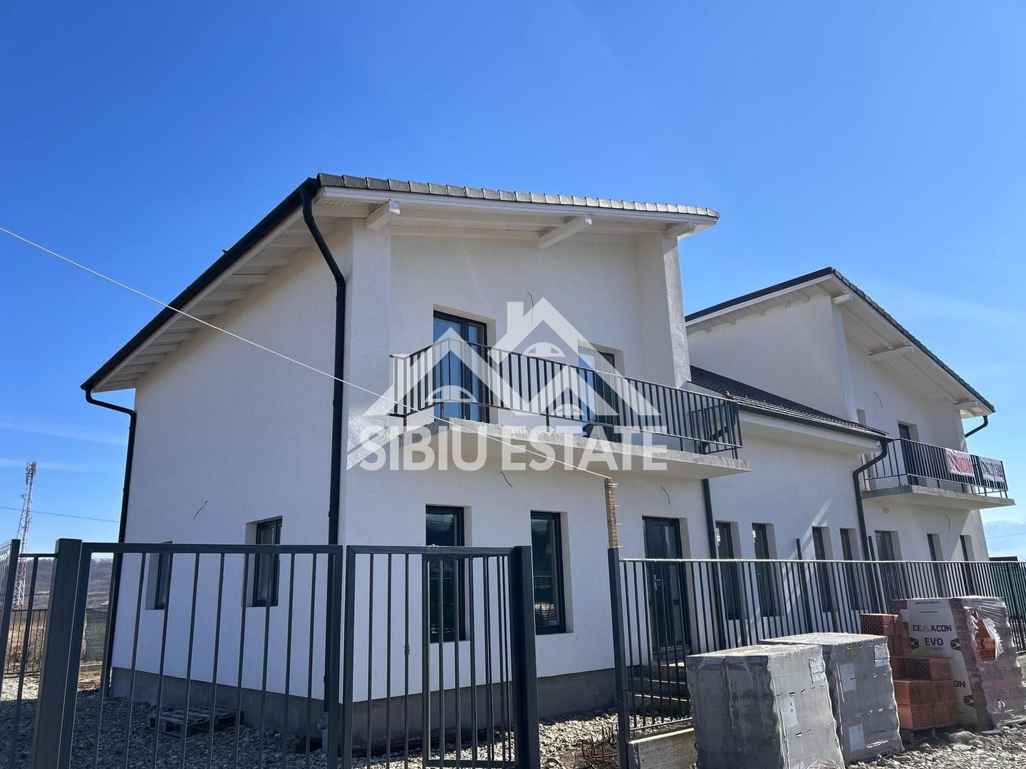 Casa duplex de vanzare 4 camere, 2 bai-s.u. 142 mp. PRET AVANTAJOS - Poză 2