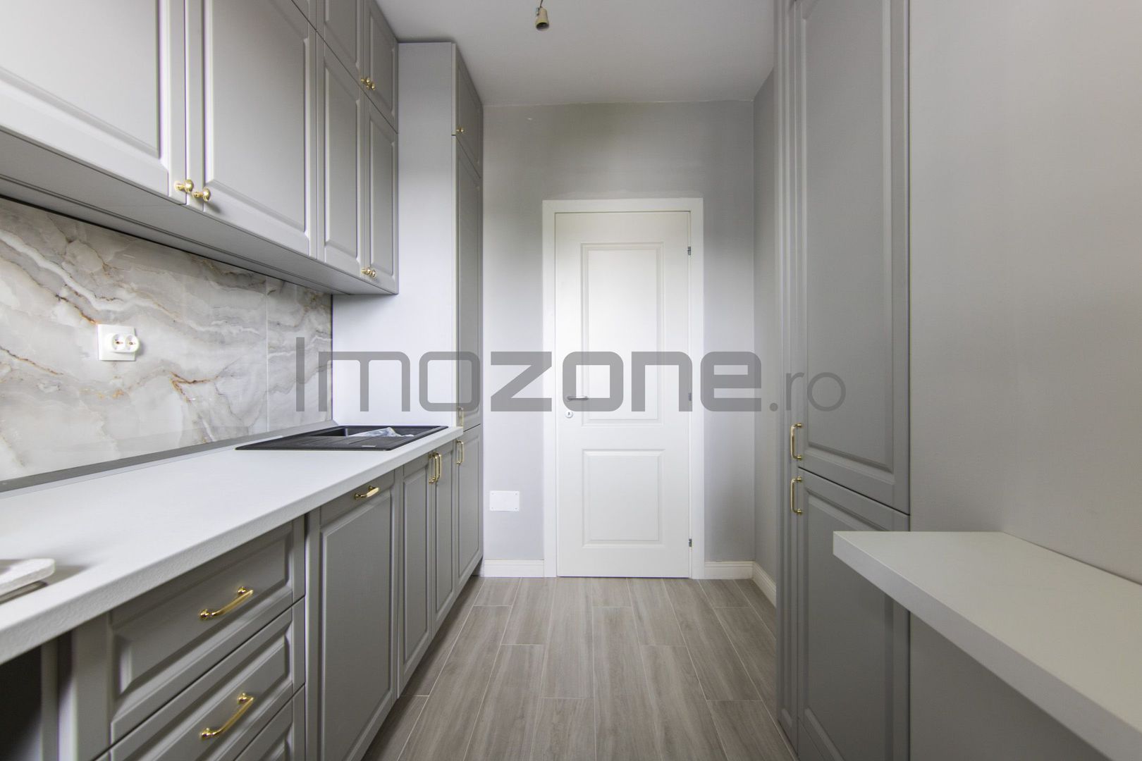 Apartament cu 3 Camere, Bucatarie Inchisa, 2 Bai, Doua Balcoane, langa Metrou - Poză 11