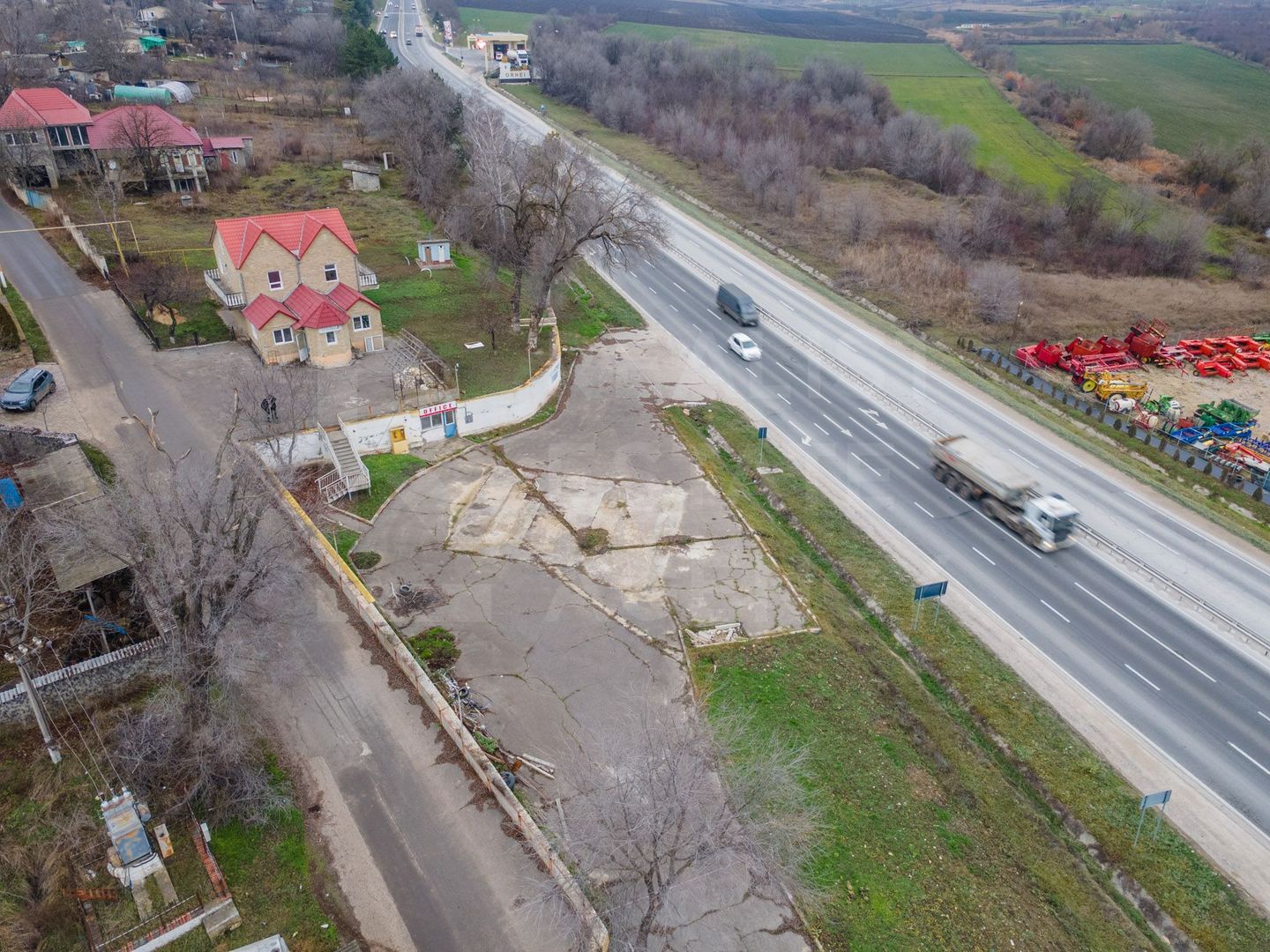 Vânzare, spațiu comercial, sat. Gornoe - Poză 1