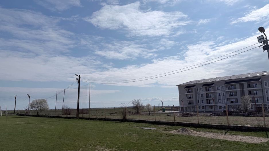 TEREN LOCUINTE COLECTIVE - Poză 1