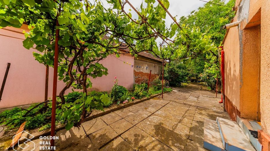 Casa cu teren generos de 1095 mp Parneava comision 0% - Poză 11