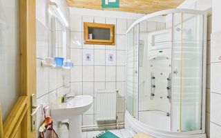 Vilă stil montan, 270 mp, teren 3000 mp - Poză 14