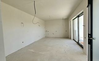 Casa pe parter, cu priveliste panoramica partial finisata - Poză 4