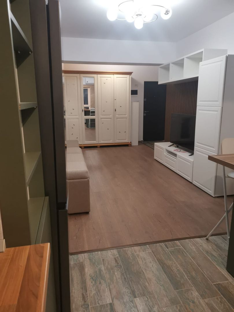 AP. 2 CAMERE APARATORII PATRIEI, PRIMA INCHIRIERE, LOC PARCARE, METROU - Poză 3