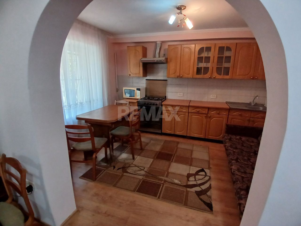 Casă  în 2 nivele - Durlești - Poză 24