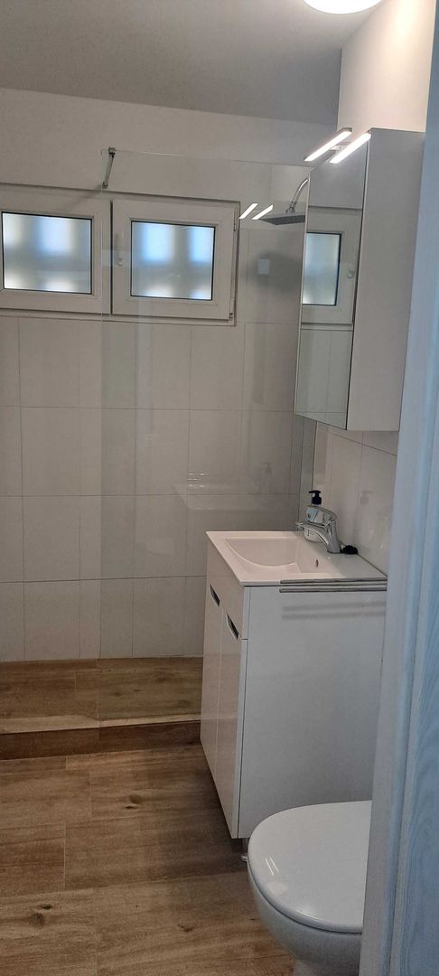 Vând apartament 3 camere decomandat – Postăvarul, Sector 3 - Poză 7