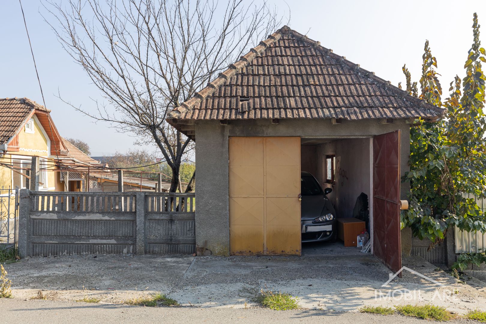 Casă spațioasă cu potențial de renovare și personalizare, în Viișoara - Poză 19