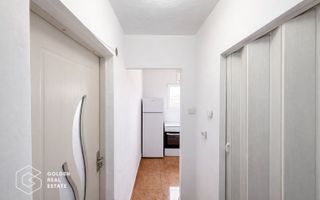 Apartament recent renovat, o camera, Piata Mica, balcon, etaj 4 - Poză 8