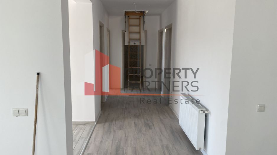 Sabareni, casa parter + mansarda locuibila. - Poză 5