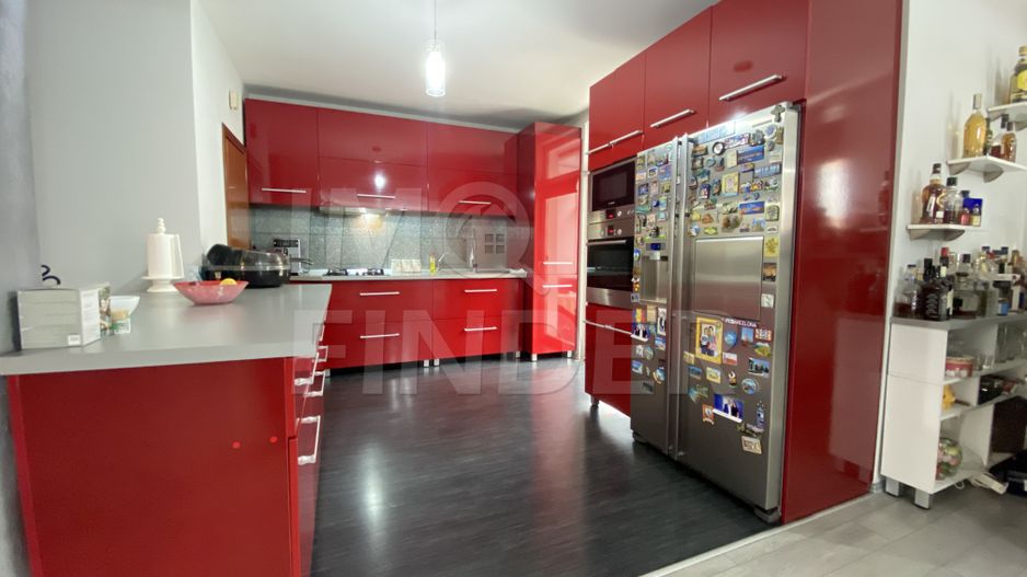 Proprietate unicat 140 mp utili, 100 mp gradina, Zorilor, tavan inalt - Poză 10