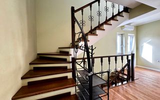 Casa spațioasă, cu teren generos, zona liniștită - in Braytim - Poză 9