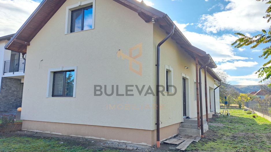 Casa noua + atelier 49 mp + teren 1030 mp! - Poză 4