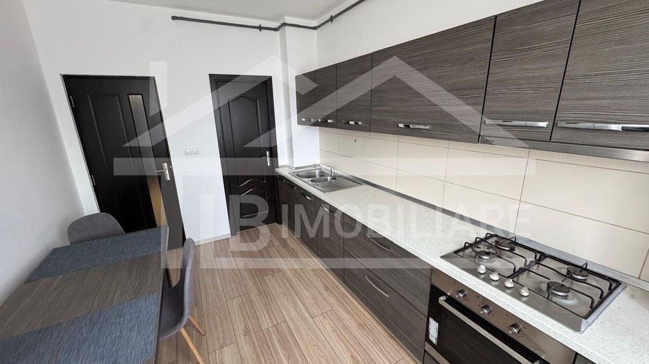 Apartament cu 2 camere, 65mp, terasa, parcare, Zona Centrala - Poză 7