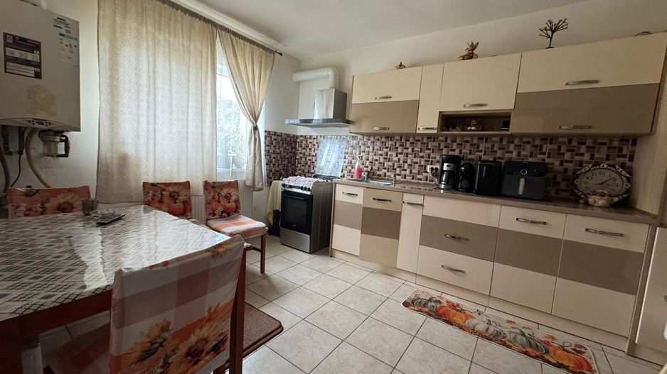 COMISION 0% | Duplex Mobilat Cu 4 Camere | Giroc | 90 mp | Teren 200mp - Poză 6