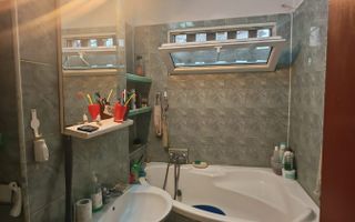 Apartament 3 camere, Brancoveanu, zona Covasna. Loc parcare. - Poză 3