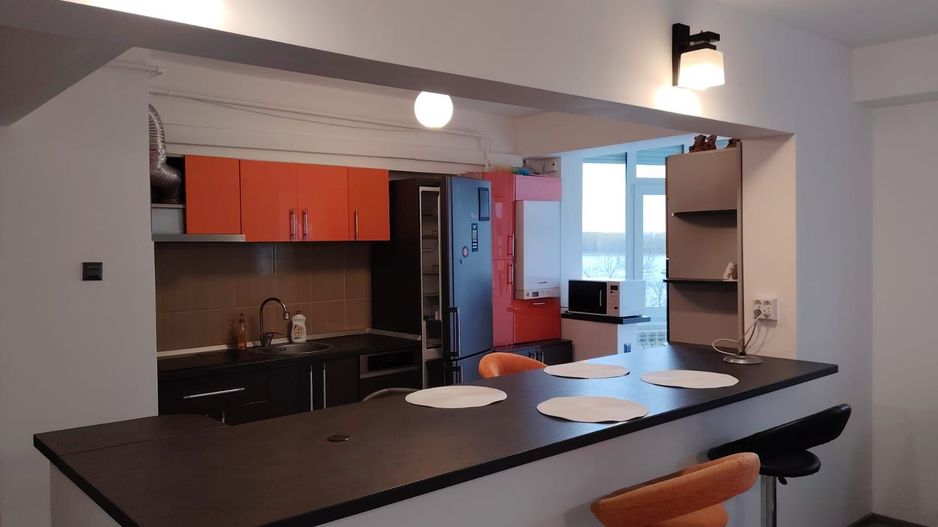 Inchiriez apartament 3 camere - Poză 2