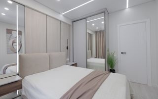 Vânzare, apartament, 3 camere, str. Calea Ieșilor, Sculeni - Poză 9