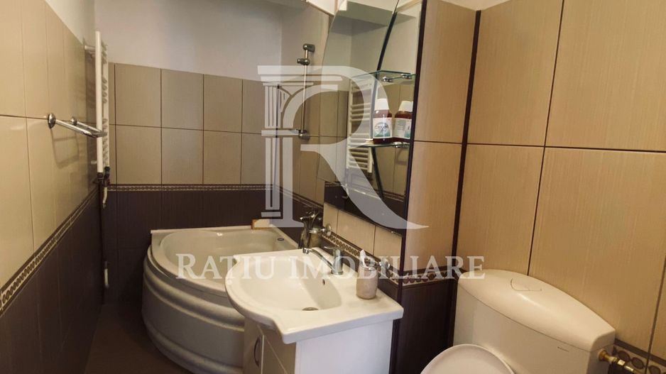 Apartament cu 4 camere | Pet Frendly | Ultracentral | Oradea - Poză 15