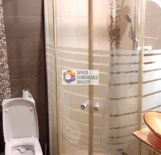 Casa formata din doua apartamente , recent renovata, zona AFI 110 mp - Poză 7