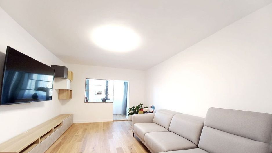 Aviației | Vânzare apartament 4 camere - Poză 2